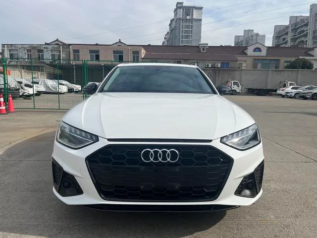 Audi A4L 2022 40 TFSI Deluxe Dynamic exterior photo 2