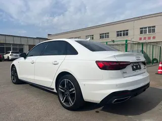 Audi A4L 2022 40 TFSI Deluxe Dynamic interior photo 16
