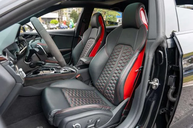 Audi RS 5 2021 2.9T Sportback Dark Gold Edition interior photo 10