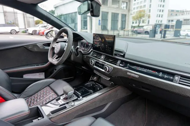 Audi RS 5 2021 2.9T Sportback Dark Gold Edition interior photo 12