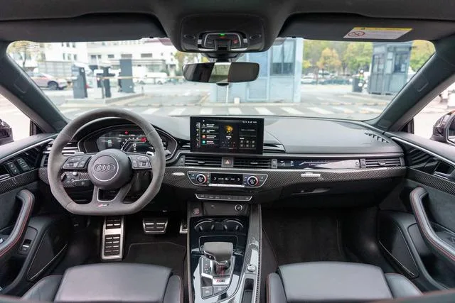 Audi RS 5 2021 2.9T Sportback Dark Gold Edition interior photo 13