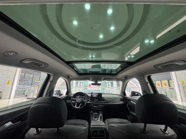 Audi Q5L 2022 40T Fashion and Elegant interior photo 9