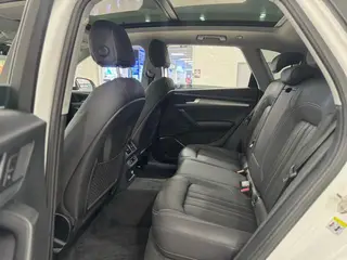 Audi Q5L 2022 40T Fashion and Elegant interior photo 12
