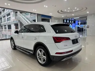 Audi Q5L 2022 40T Fashion and Elegant interior photo 14