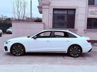 Audi A4L 2023 40 TFSI Deluxe dinámico exterior foto 4