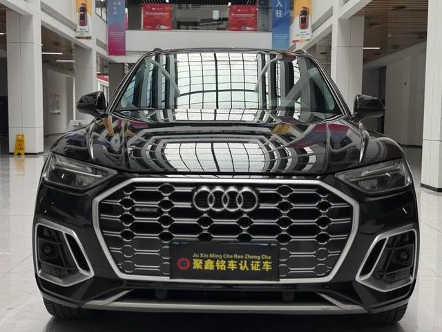 Audi Q5L 2023 40T Модный и динамичный экстерьер фото 2