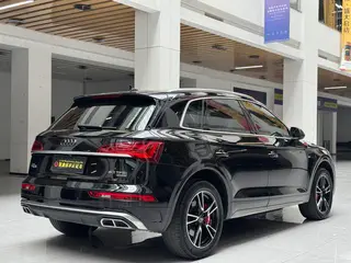 Audi Q5L 2023 40T Модный и динамичный экстерьер фото 4