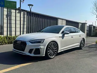 Audi A5 2023 Sportback 40 TFSI Fashion dynamic type
