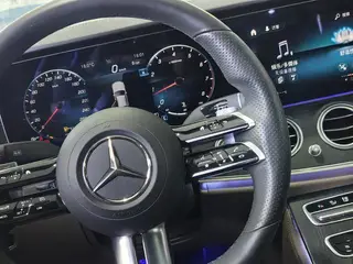 Mercedes-Benz E-Class 2021 Restyling E 300 L Fashionable sports car interior photo 14