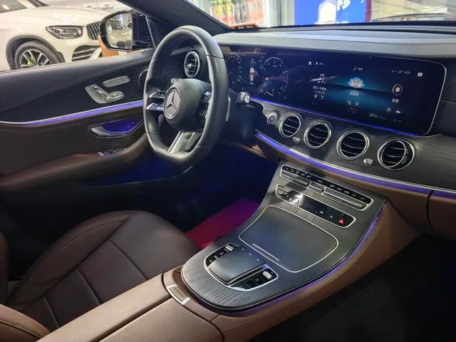 Mercedes-Benz E-Class 2021 Restyling E 300 L Fashionable sports car interior photo 16
