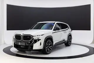 BMW XM 2023 50e