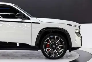 BMW XM 2023 50e exterior foto 9