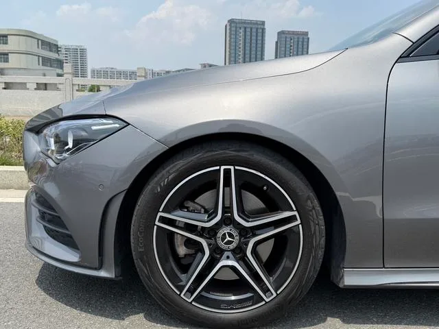 Mercedes-Benz CLA 2021 CLA 260 4MATIC Coupé de cuatro puertas exterior foto 6