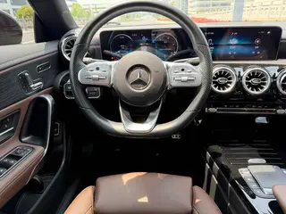 Mercedes-Benz CLA 2021 CLA 260 4MATIC Coupé de cuatro puertas interior foto 15
