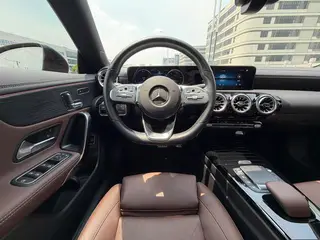 Mercedes-Benz CLA 2021 CLA 260 4MATIC Coupé de cuatro puertas interior foto 16