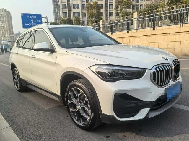 BMW X1 2022 sDrive25Li Líder exterior foto 3