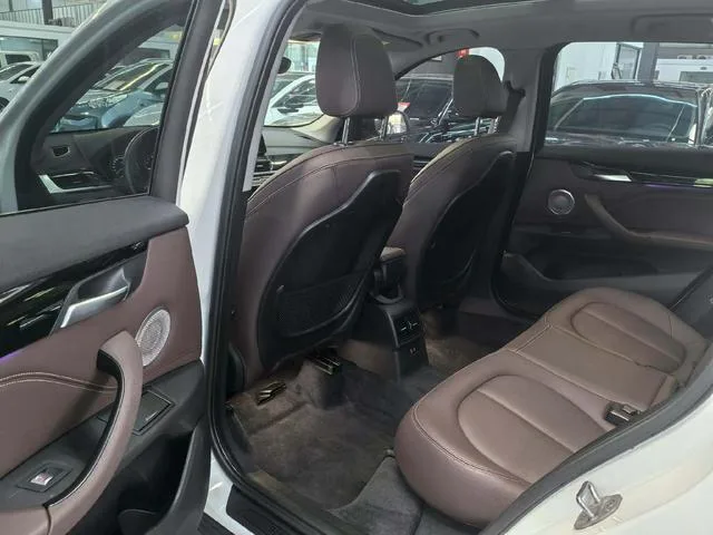 BMW X1 2022 sDrive25Li Líder exterior foto 5