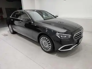 Mercedes-Benz E-Class 2022 E 300 L Fashionable Passenger car interior photo 13
