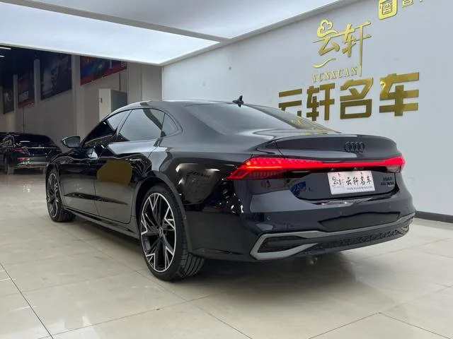 Audi A7L 2024 45 TFSI quattro Black Samurai Edition interior photo 19