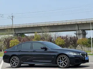 BMW 5 Series 2022 Second change 530i M Sports suit exterior photo 3