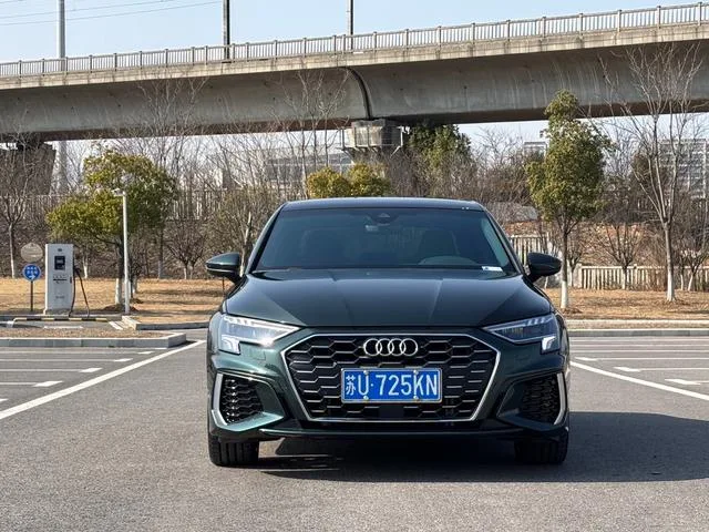 Audi A3 2024 A3L Limousine 35 TFSI Модный спортивный тип экстерьер фото 2