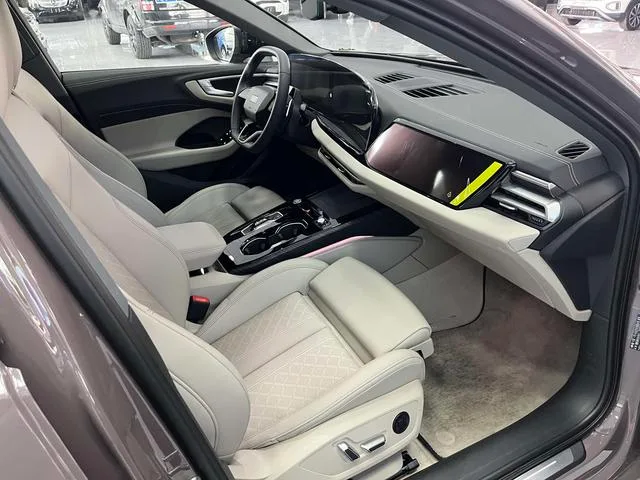 Audi A5L 2026 2.0T Versión deportiva exterior foto 5