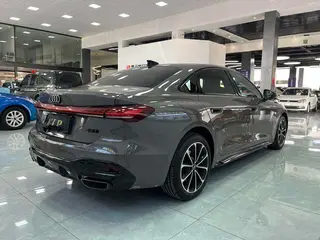 Audi A5L 2026 2.0T Versión deportiva exterior foto 6