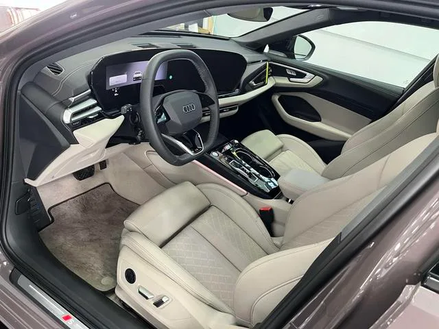 Audi A5L 2026 2.0T Versión deportiva interior foto 18