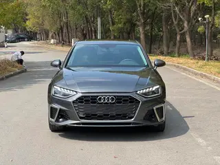 Audi A4L 2020 40 TFSI Модный и динамичный экстерьер фото 2