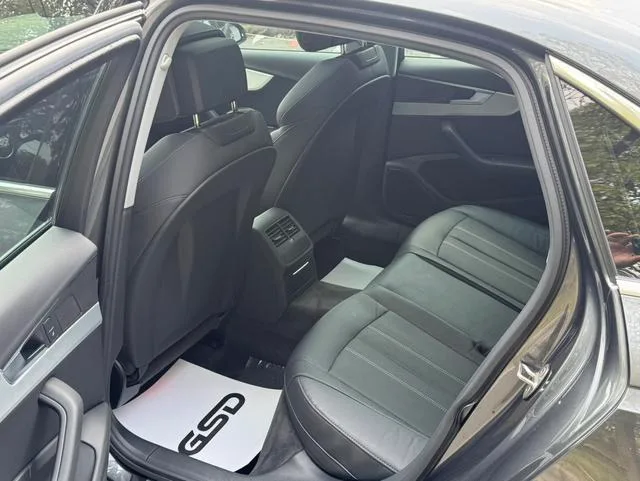 Audi A4L 2020 40 TFSI Модный и динамичный интерьер фото 12