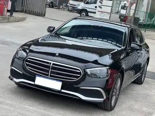 Mercedes-Benz E-Class 2022 E 300 L Премиальная комплектация Седан экстерьер фото 1