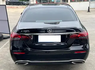 Mercedes-Benz E-Class 2022 E 300 L Премиальная комплектация Седан экстерьер фото 4