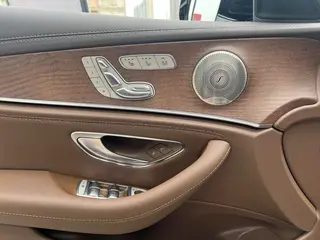 Mercedes-Benz E-Class 2022 E 300 L Премиальная комплектация Седан экстерьер фото 6