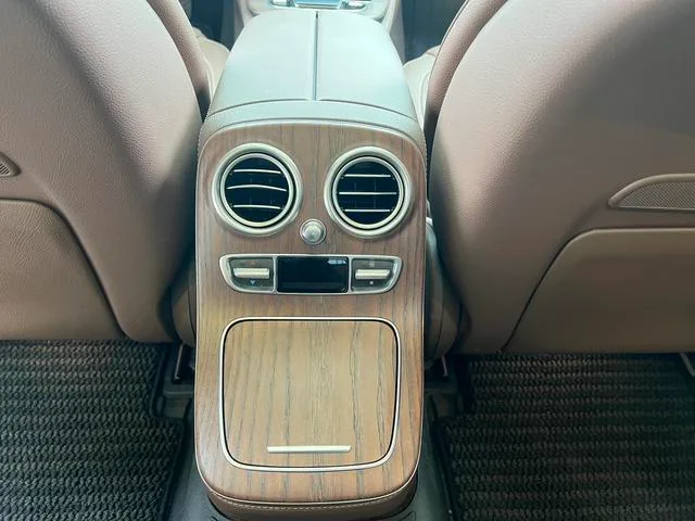 Mercedes-Benz E-Class 2022 E 300 L Премиальная комплектация Седан интерьер фото 12