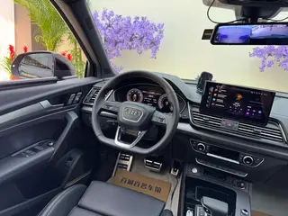 Audi Q5L 2025 45TFSI Deluxe Dynamic interior photo 15