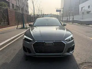 Audi A5 2021 Sportback 40 TFSI Tipo dinámico de moda exterior foto 2