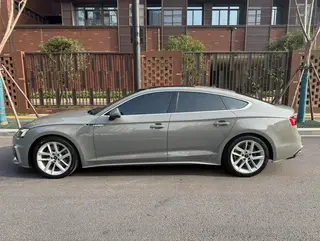 Audi A5 2021 Sportback 40 TFSI Tipo dinámico de moda interior foto 6