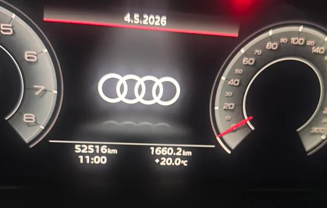 Audi Q7 2023 55 TFSI quattro S line Sporty interior photo 10