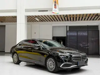 Mercedes-Benz E-Class 2022 Second change E 300 L Luxury type Passenger car exterior photo 3
