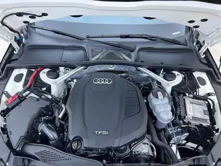 Audi A4L 2022 40 TFSI Deluxe Dynamic interior photo 9