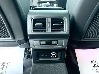 Audi Q5L 2022 Restyling 45T Deluxe Dynamic interior photo 18