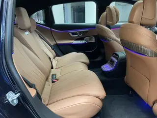 Mercedes-Benz E-Class 2024 E 300 L Premium Trim Passenger car interior photo 18
