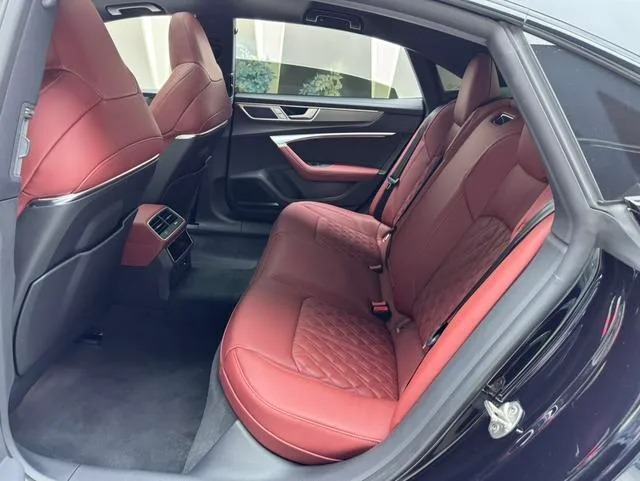 Audi A7L 2025 45 TFSI quattro Black Samurai Edition interior photo 14
