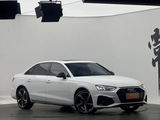Audi A4L 2024 40 TFSI Deluxe Dynamic exterior photo 2