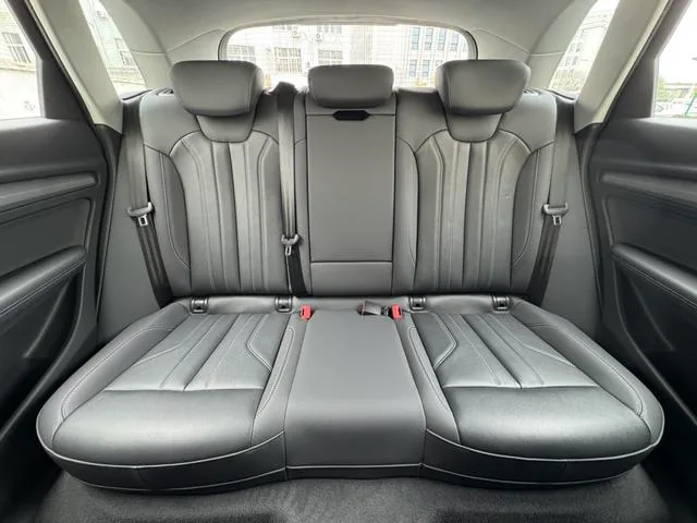 Audi Q5L 2021 40 TFSI Fashion dynamic type exterior photo 9