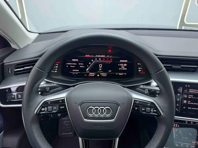 Audi A6 2023 allroad quattro 55 TFSI Profitez du type tout-terrain extérieur photo 9