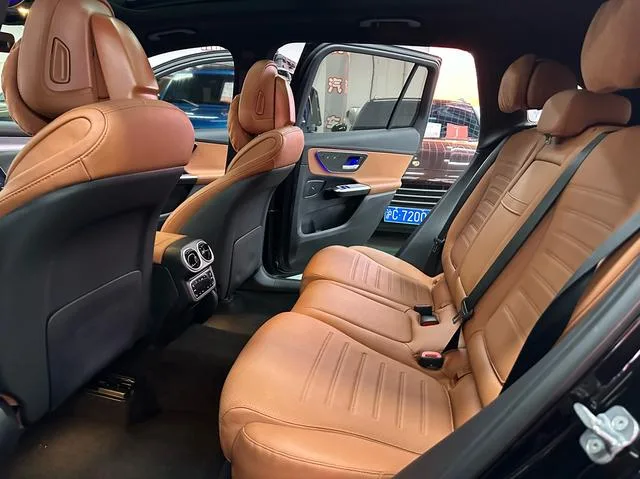 Mercedes-Benz GLC 2025 GLC 260 L 4MATIC Type dynamique 5 Siège intérieur photo 11