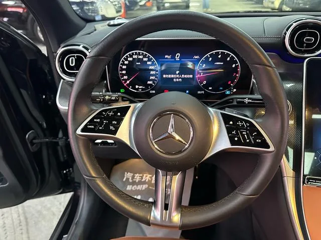 Mercedes-Benz GLC 2025 GLC 260 L 4MATIC Type dynamique 5 Siège intérieur photo 13