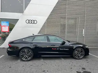 Audi A7 2024 45 TFSI Selection exterior photo 3