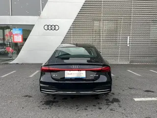 Audi A7 2024 45 TFSI Selection exterior photo 5